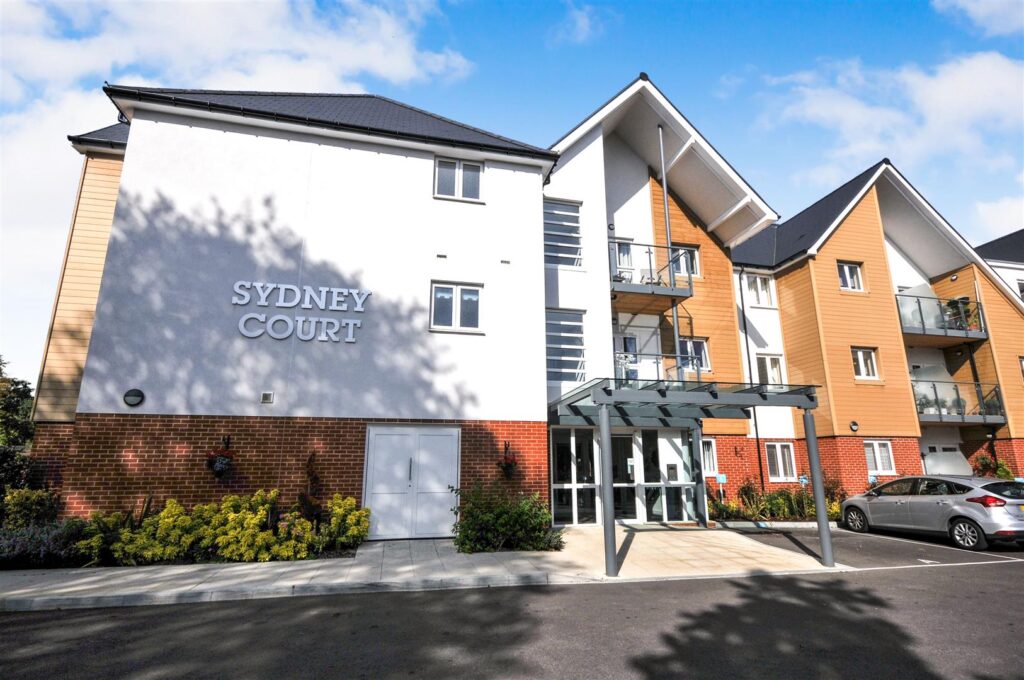 Sydney Court