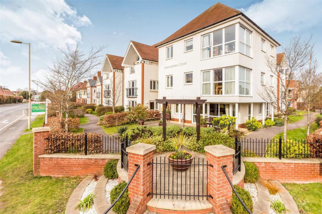Farringford Court