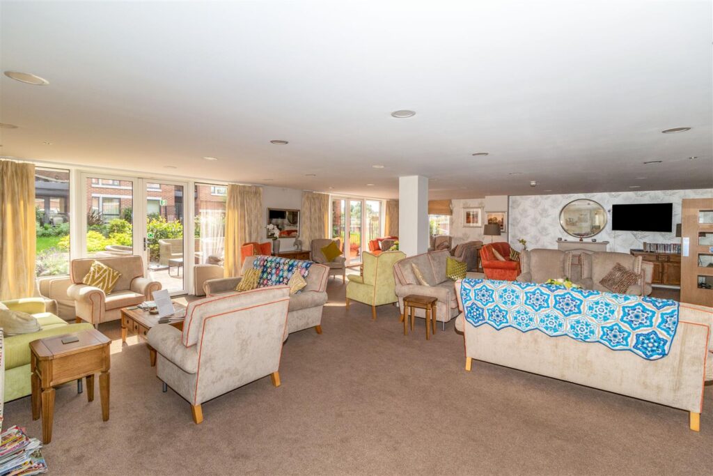Glenhills Court, Little Glen Road, Glen Parva, Leicester