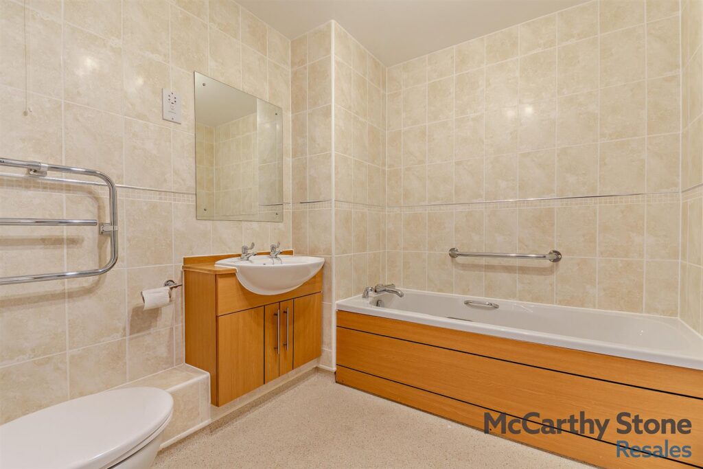 Cartwright Court, Church Street, Malvern, Worcestershire, WR14 2GE