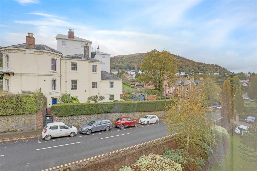 Cartwright Court, Church Street, Malvern, Worcestershire, WR14 2GE