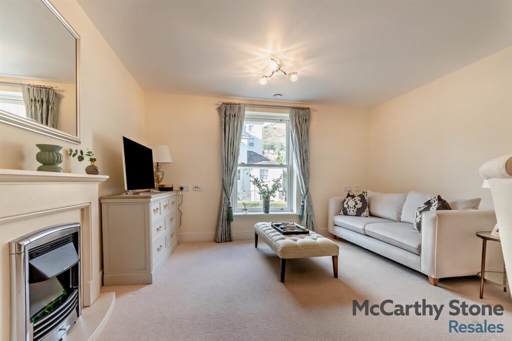 Cartwright Court, Church Street, Malvern, Worcestershire, WR14 2GE