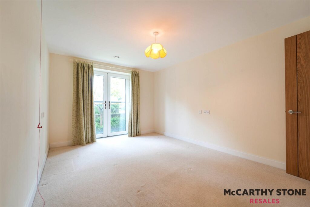 Thorneycroft, Wood Road, Tettenhall, Wolverhampton, West Midlands, WV6 8PR