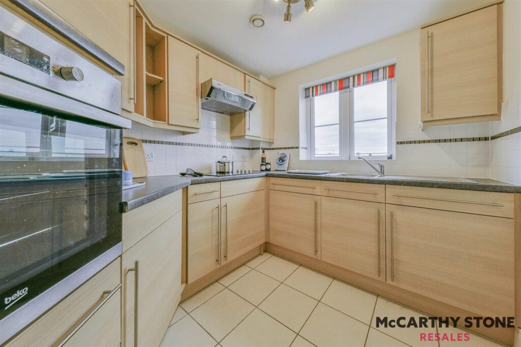 Goodes Court, Baldock Road, Royston