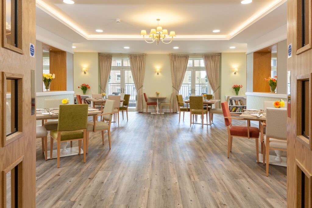 Bowes Lyon Court