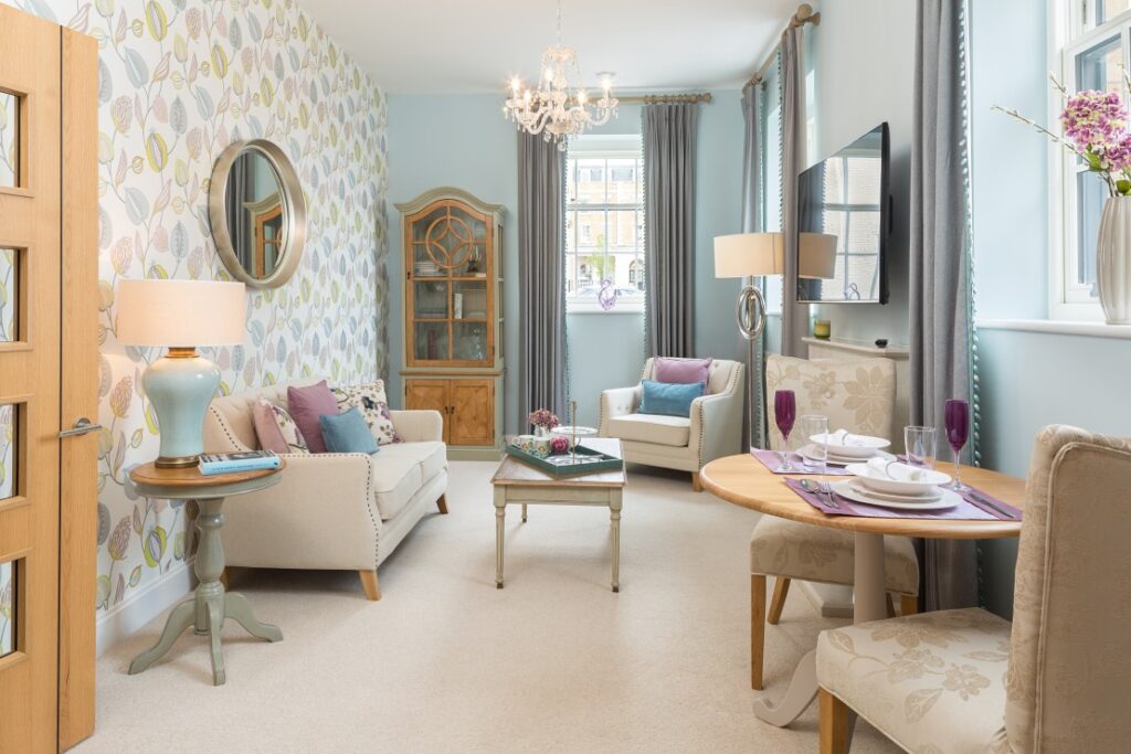 Bowes Lyon Court