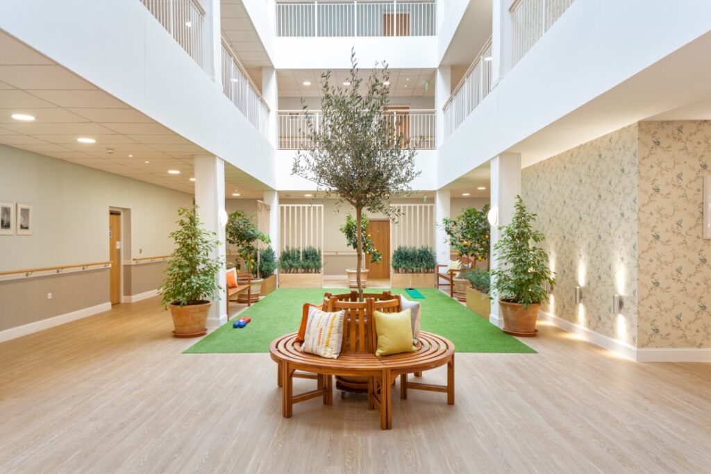 Bowes Lyon Court