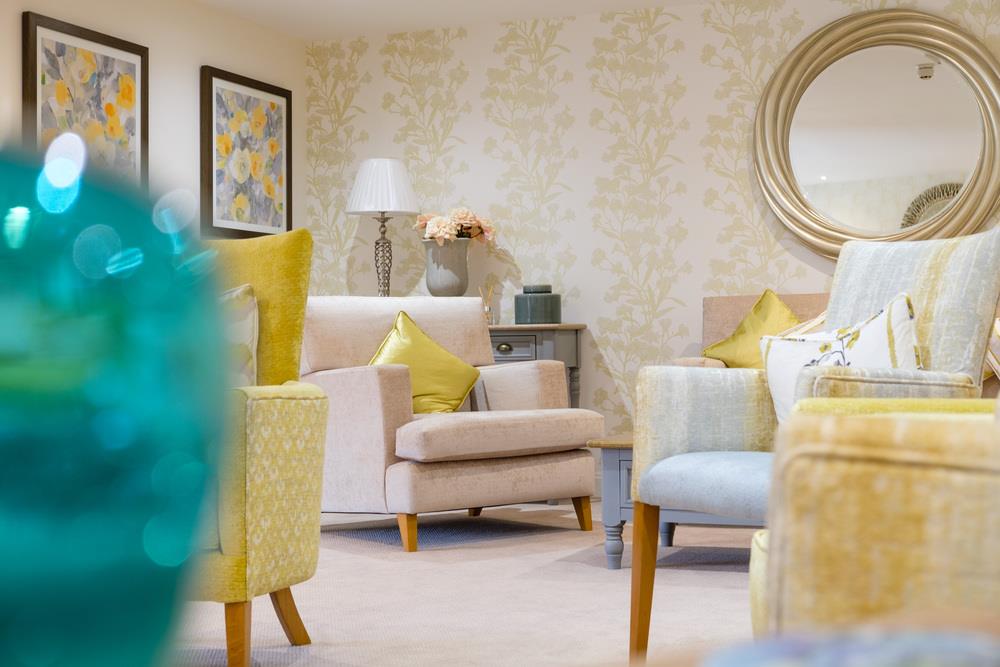 44 Eleanor House, London Road, St. Albans AL1 1NR