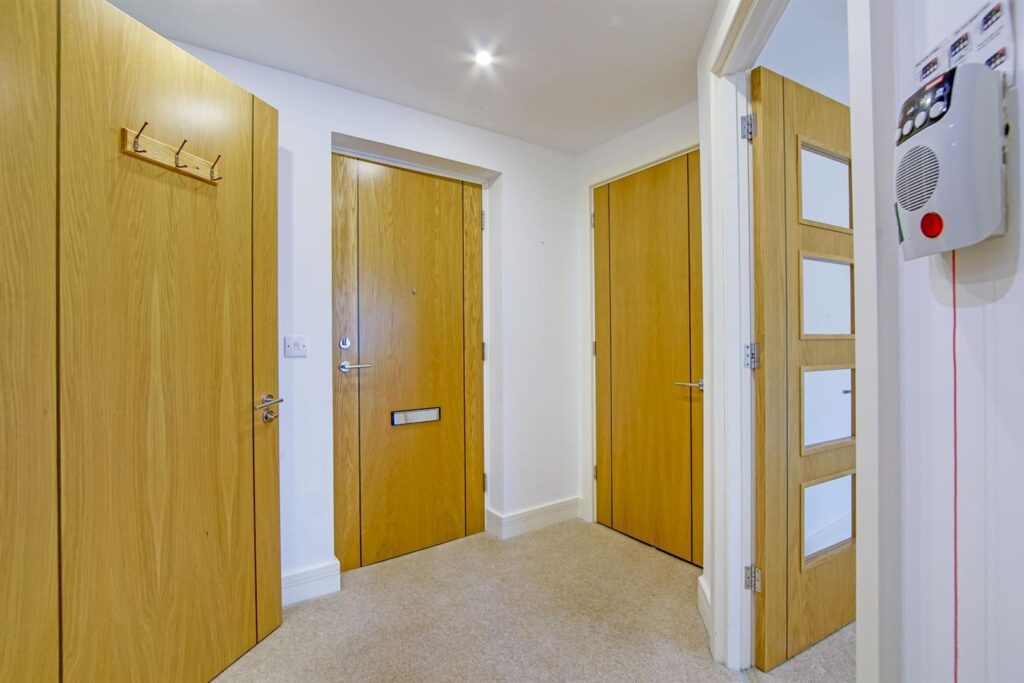 Eadhelm Court, Penlee Close, Edenbridge