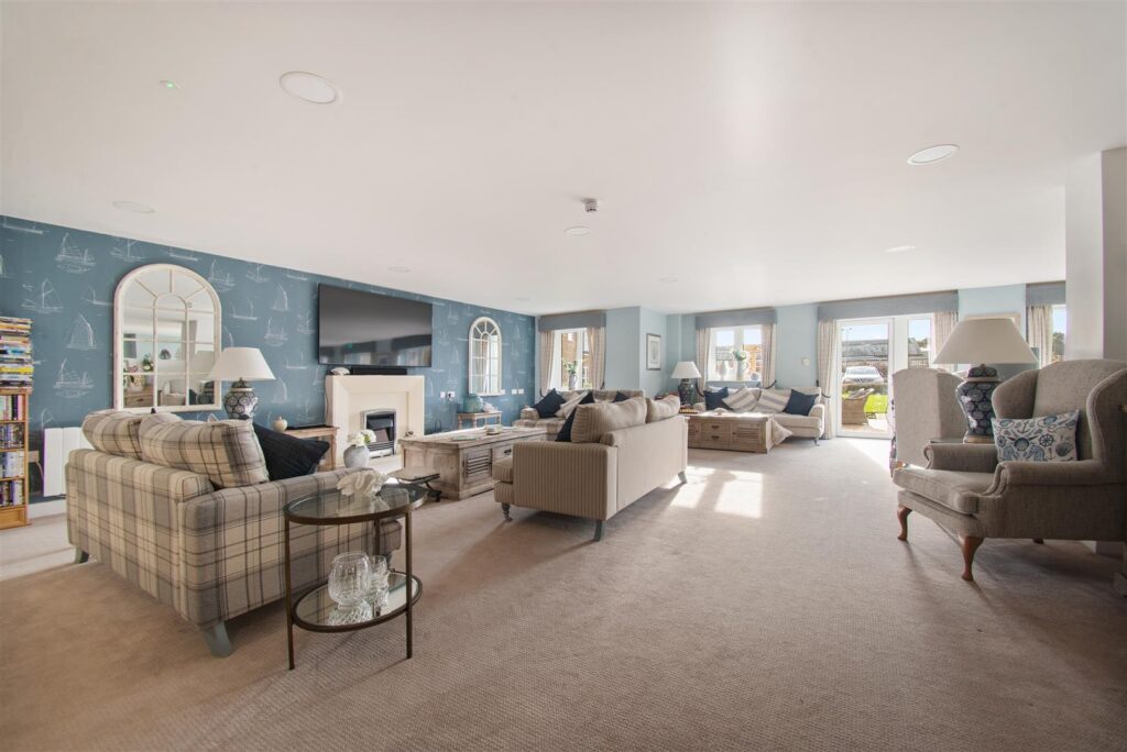 34 Eastland Grange, 16 Valentine Road, Hunstanton