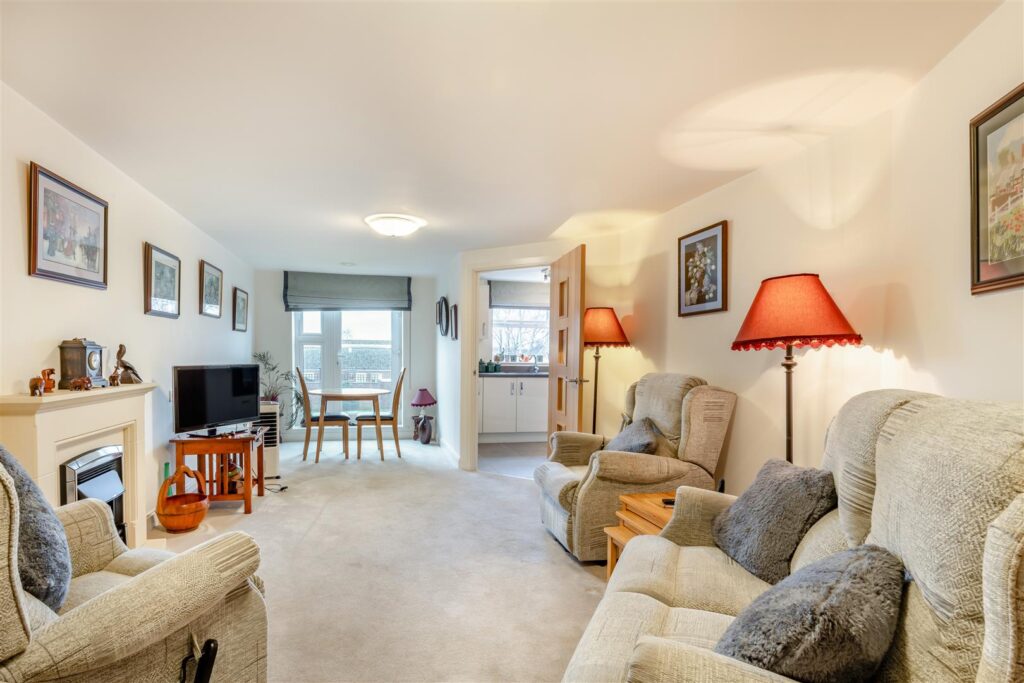 34 Eastland Grange, 16 Valentine Road, Hunstanton