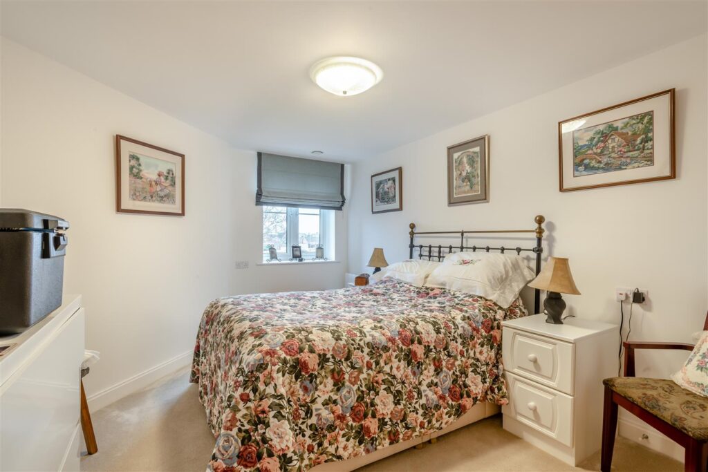 34 Eastland Grange, 16 Valentine Road, Hunstanton