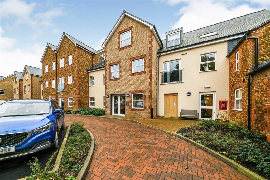 34 Eastland Grange, 16 Valentine Road, Hunstanton