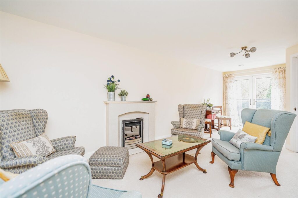 Thorneycroft, Wood Road, Tettenhall, WV6 8PR