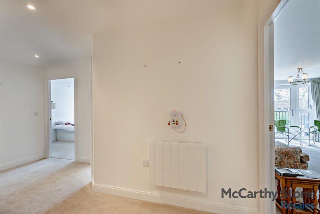 Oakhill Place, High View, Bedford, Bedfordshire, MK41 8FB