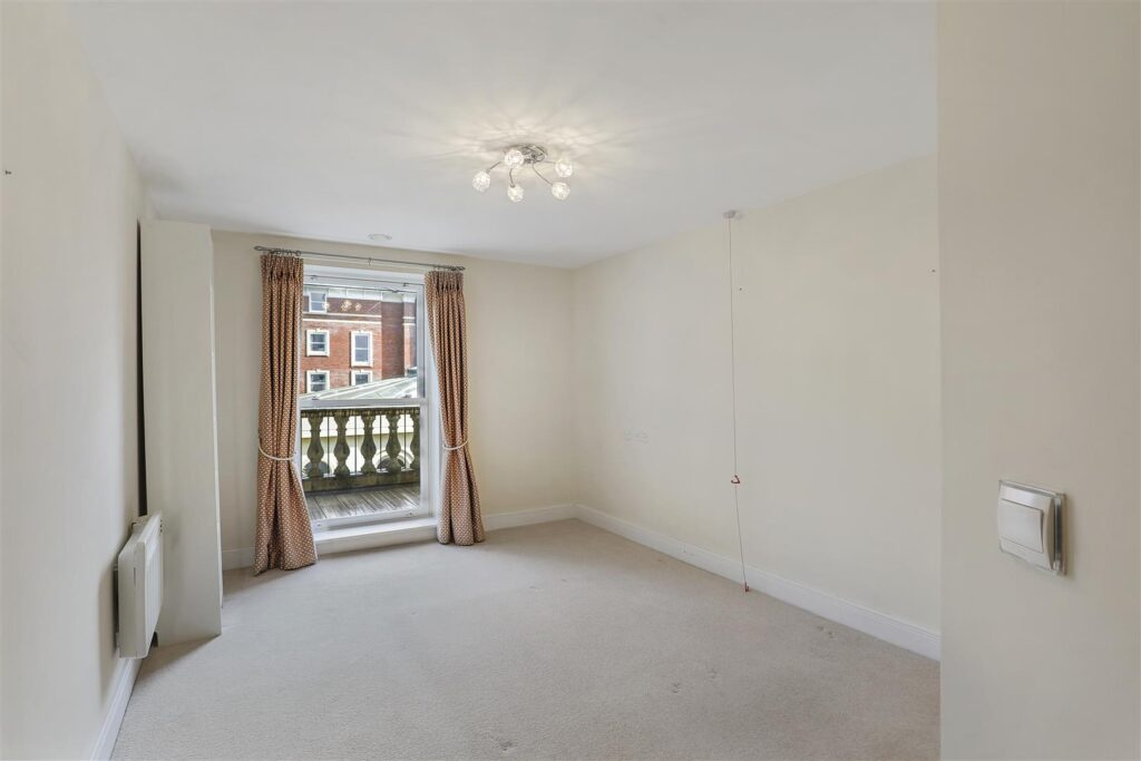 Cartwright Court, Church Street, Malvern, WR14 2GE