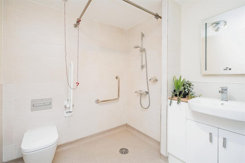 Thorneycroft, Wood Road, Tettenhall, WV6 8PR