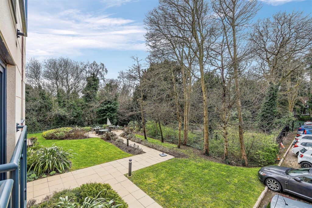 Thorneycroft, Wood Road, Tettenhall, WV6 8PR