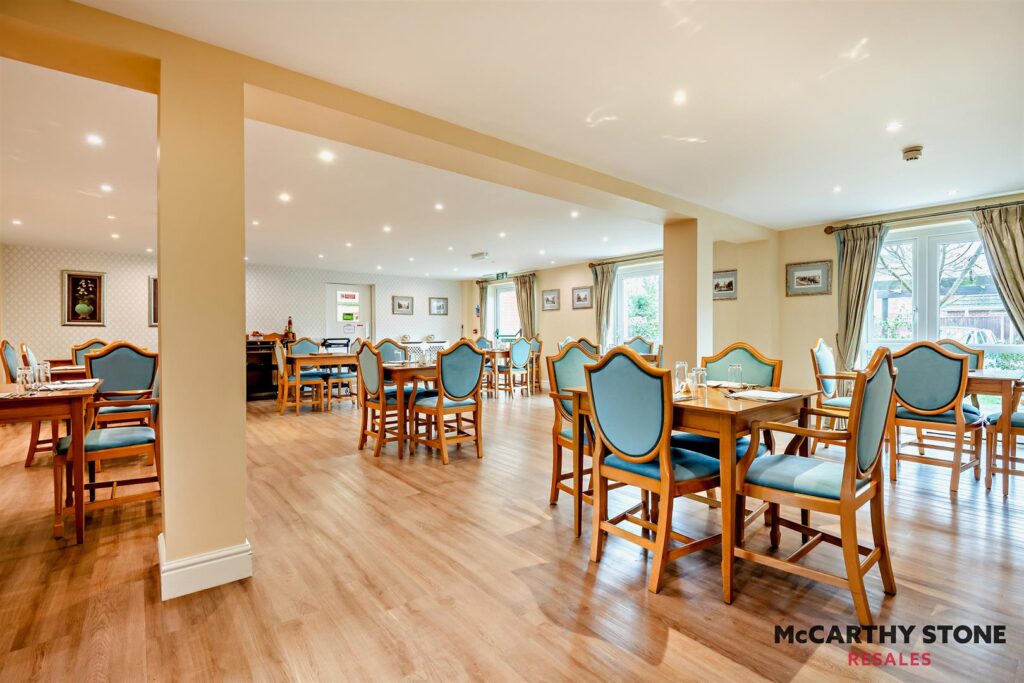Farringford Court, Avenue Road, Lymington, Hampshire, SO41 9PA