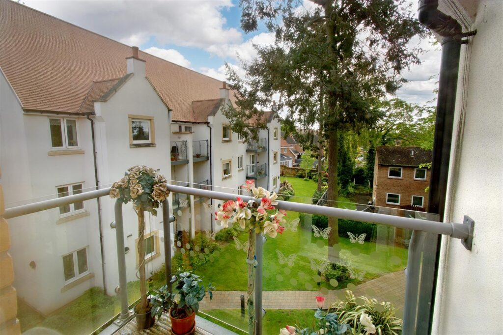 Wardington Court, Welford Road, Northampton, Northamptonshire