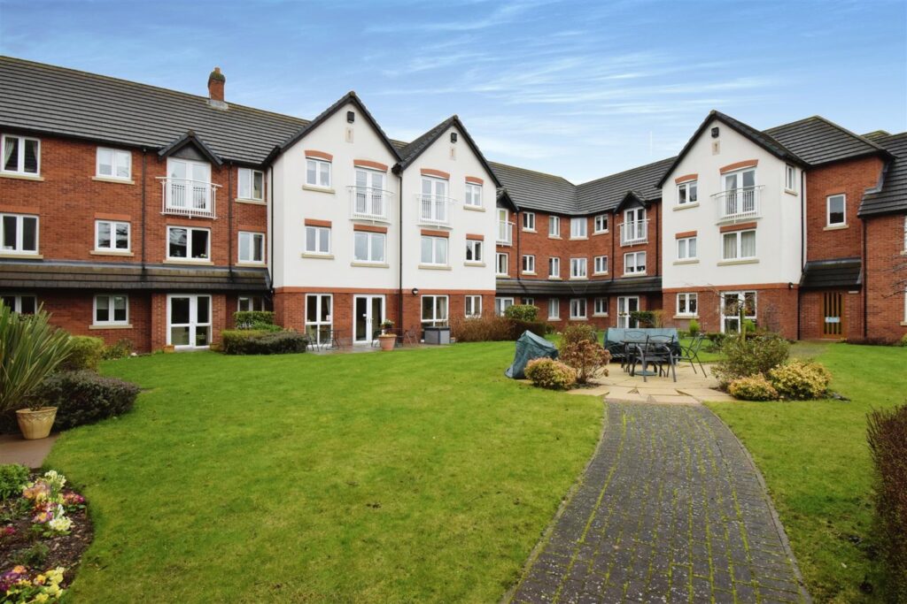Rowleys Court