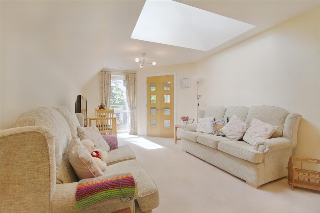 Wardington Court, Welford Road, Northampton, Northamptonshire