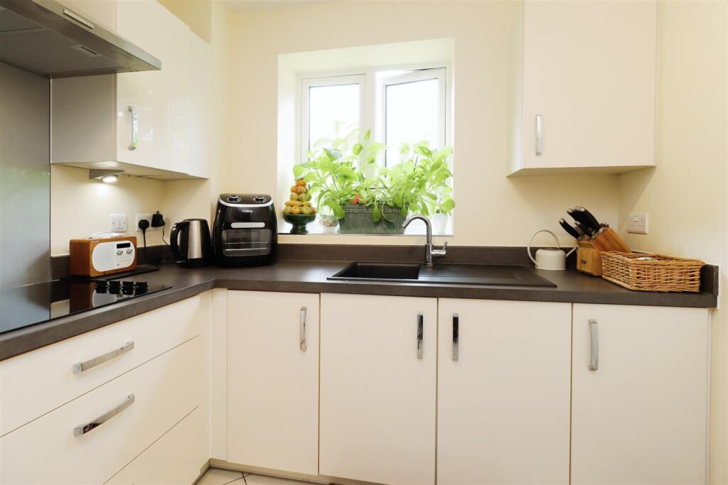Summerfield Place, 117 Wenlock Road, Shrewsbury, SY2 6JX