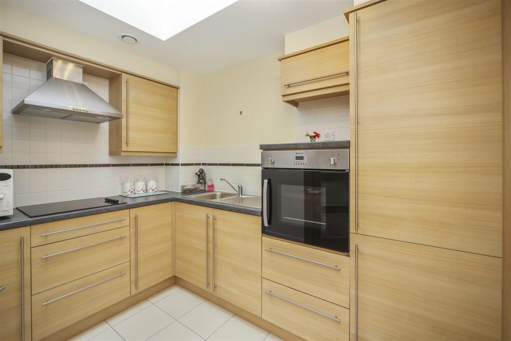 Horton Mill, Court, Hanbury Road, Droitwich, WR9 8GD