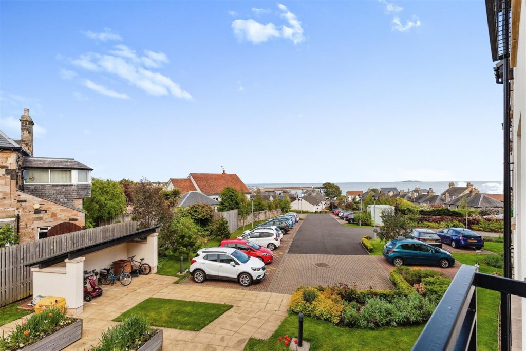 Beacon Court, Craws Nest Court, Anstruther