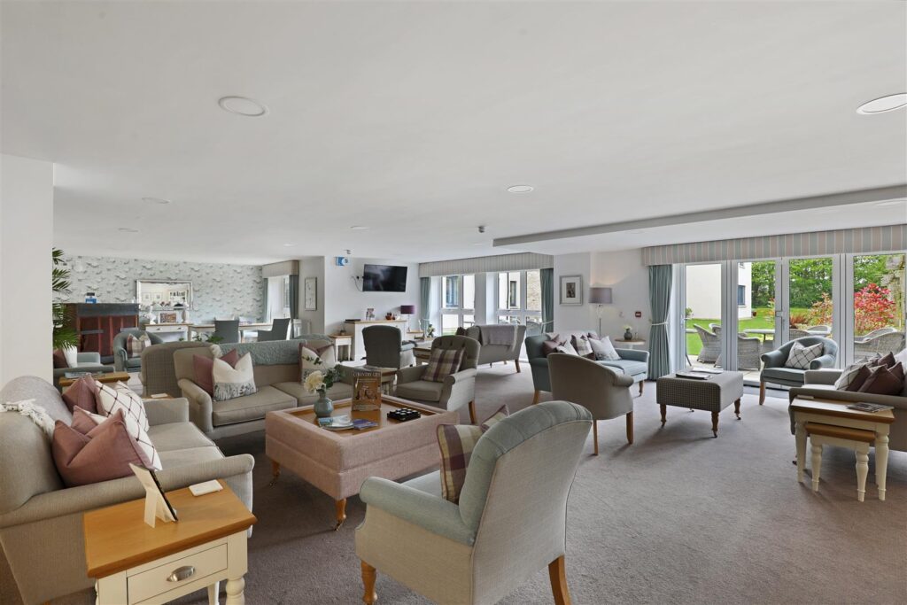 Watson Place. Trinity Road, Chipping Norton, Oxfordshire, OX7 5AJ