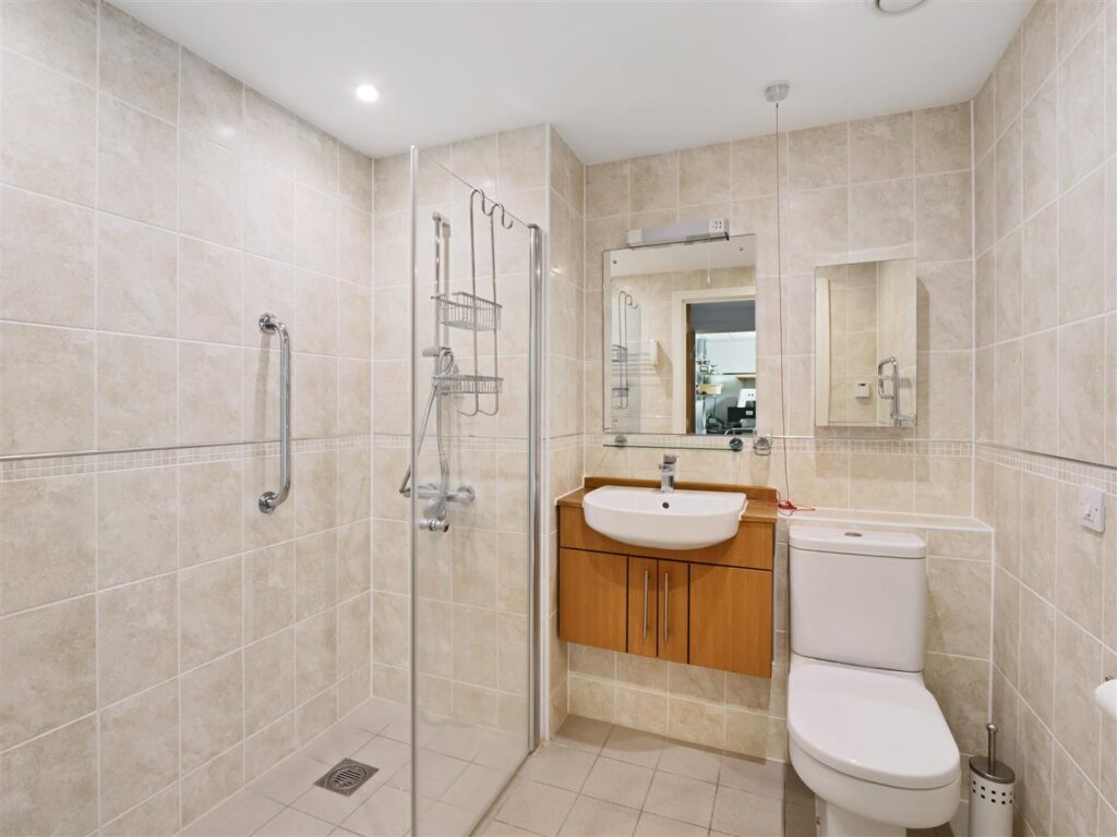 Limpsfield Road, Sanderstead, South Croydon