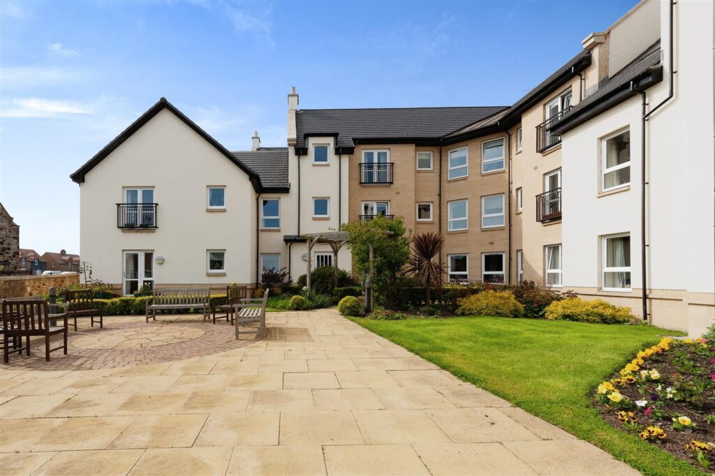 Beacon Court, Craws Nest Court, Anstruther