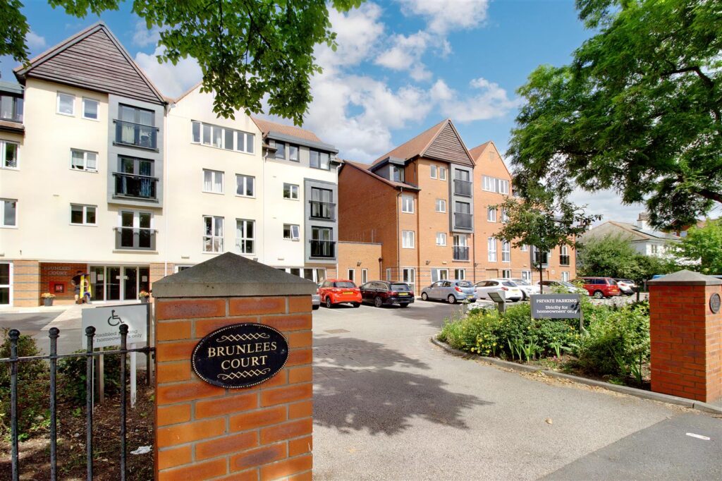 Brunlees Court, 19-23 Cambridge Road, Southport