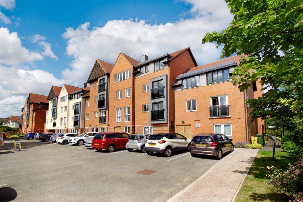 Brunlees Court, 19-23 Cambridge Road, Southport