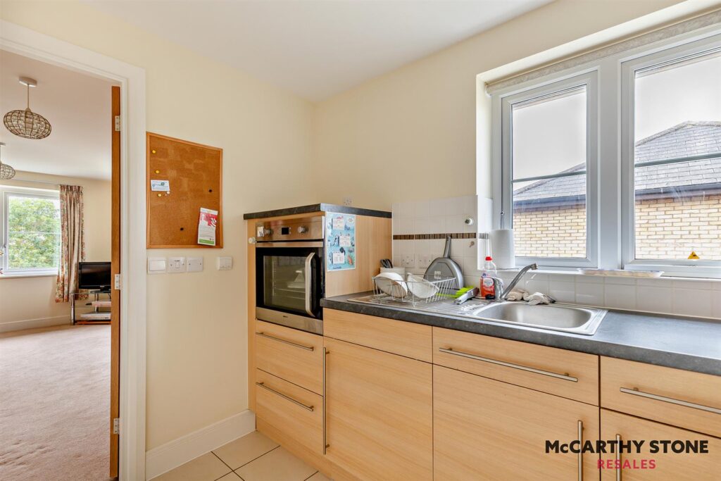 Goodes Court, Baldock Road, Royston
