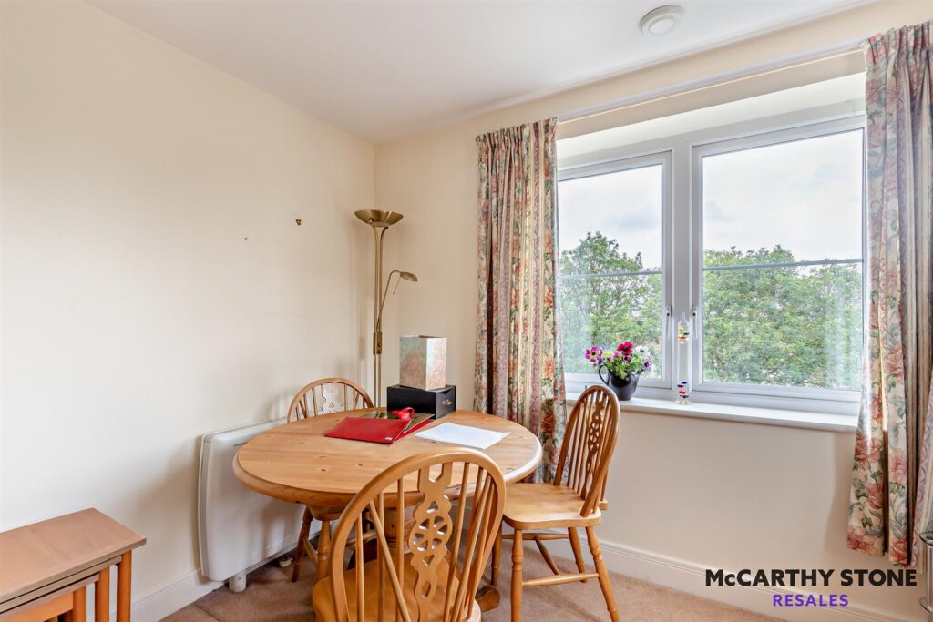 Goodes Court, Baldock Road, Royston
