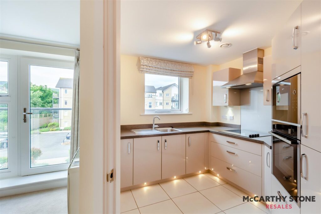 Chesterton Court, Railway Road, Ilkley