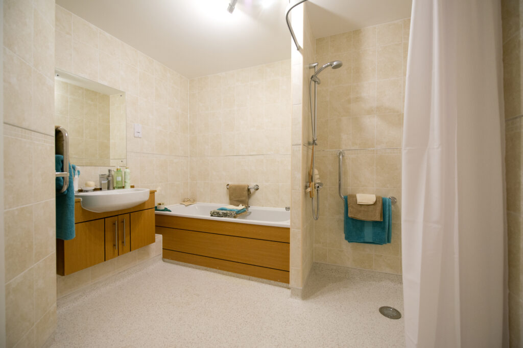 Talbot Court – Bridgnorth – Bathroom