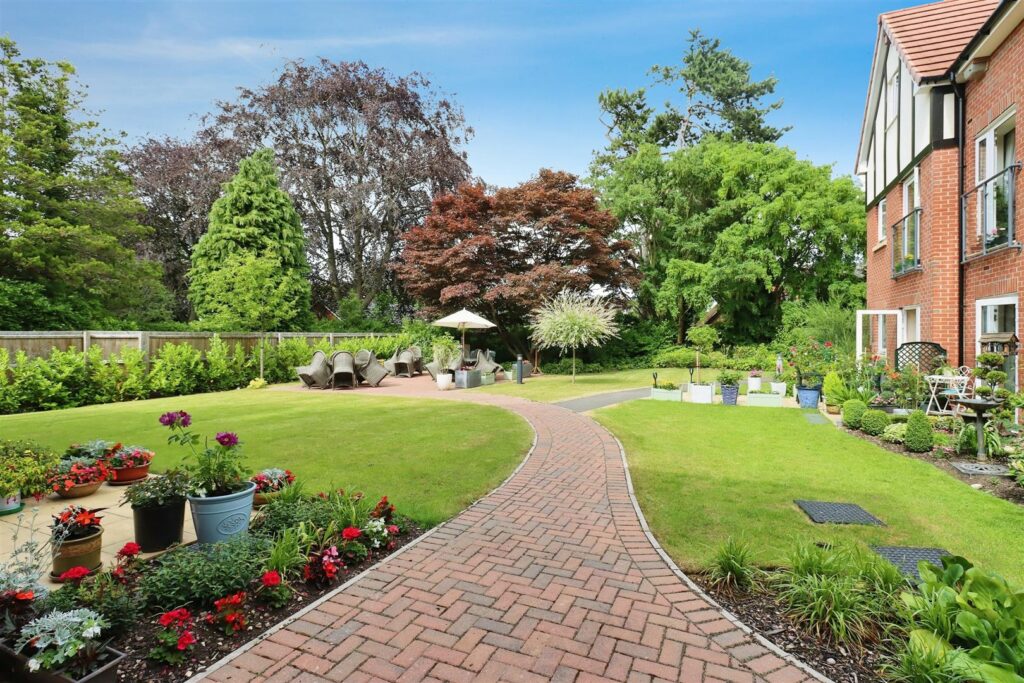 Summerfield Place, 117 Wenlock Road, Shrewsbury, SY2 6JX