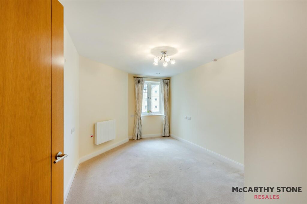Chesterton Court, Railway Road, Ilkley