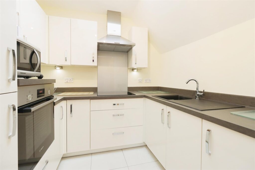 Summerfield Place, 117 Wenlock Road, Shrewsbury, SY2 6JX