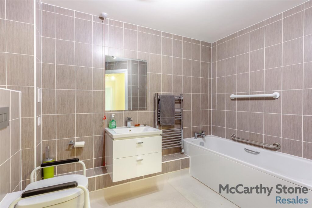 Wardington Court, Welford Road, Northampton, NorthamptonshireNN2 8FR