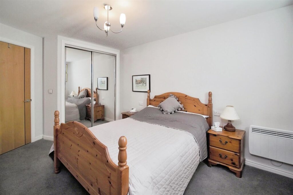 Farringford Court, Avenue Road, Lymington, Hampshire, SO41 9PA