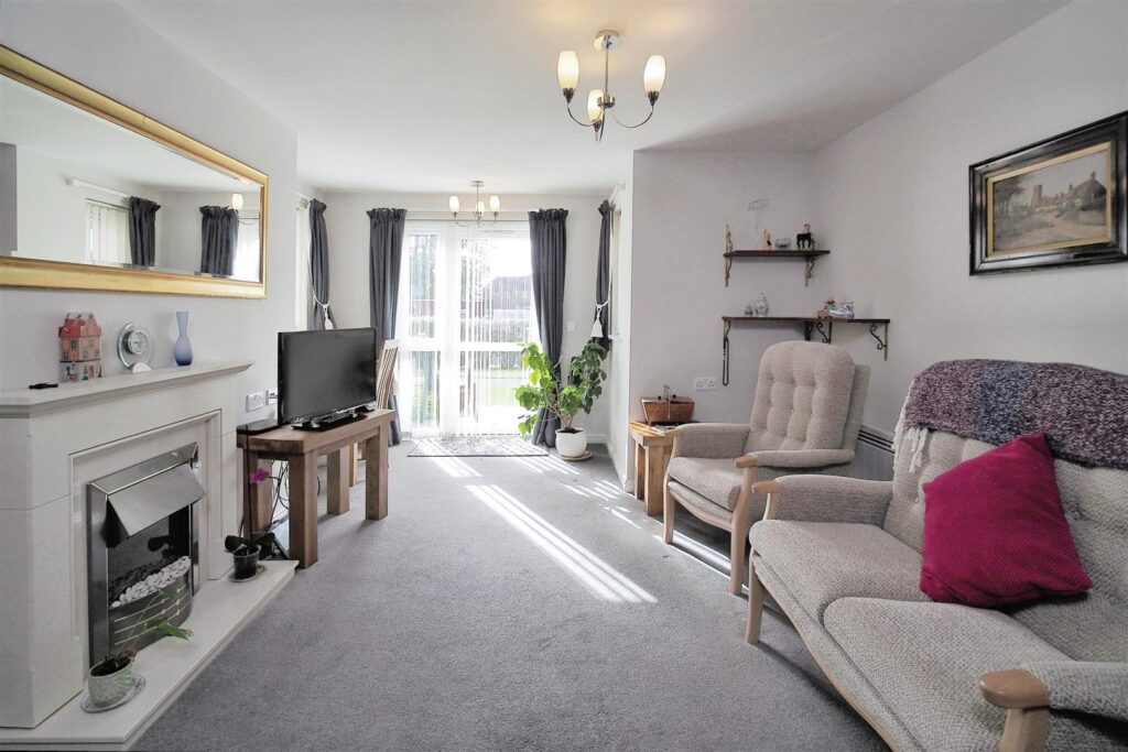Farringford Court, Avenue Road, Lymington, Hampshire, SO41 9PA
