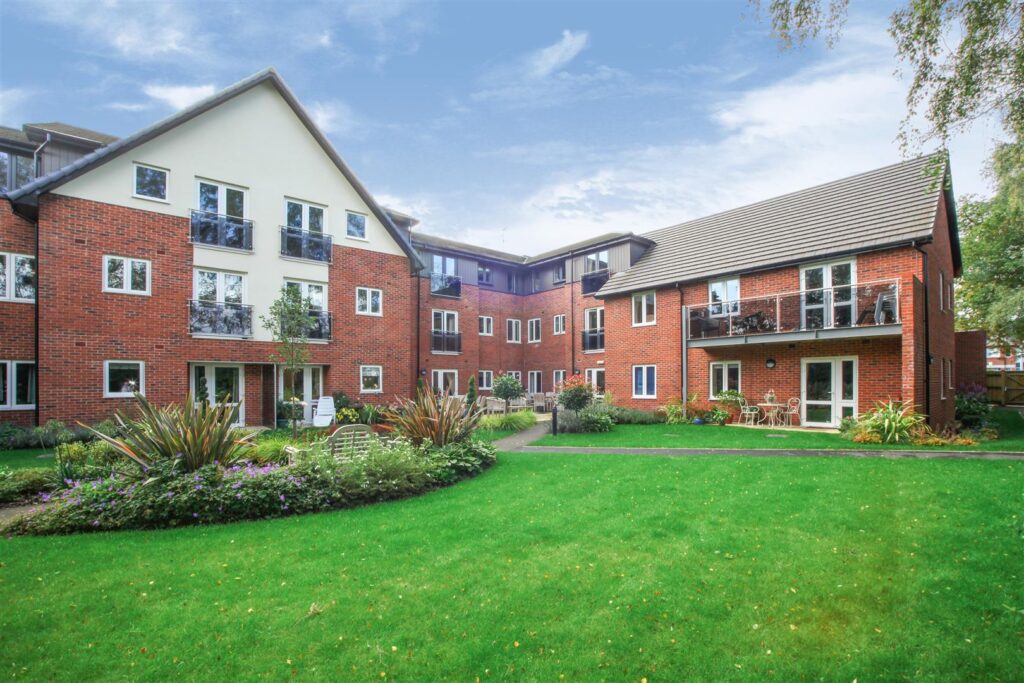 Oak Grange, Bradburns Lane, Hartford