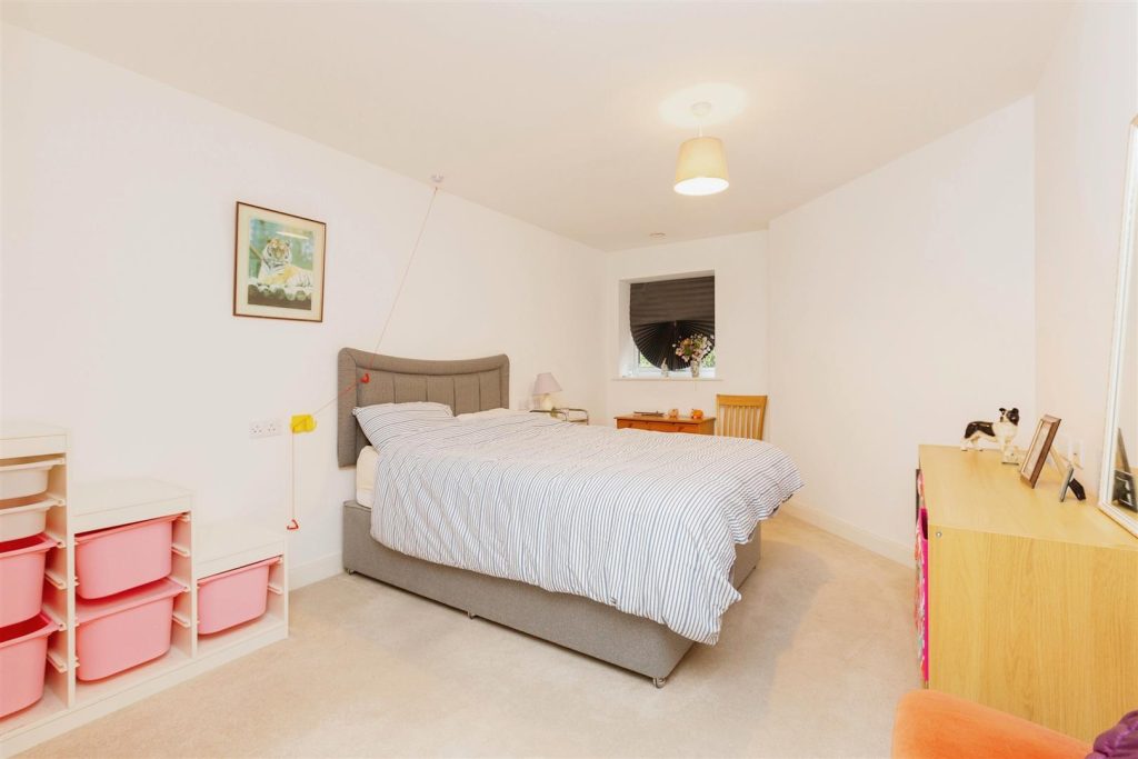 Elizabeth House, St. Giles Mews, Stony Stratford,