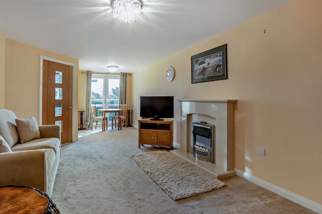 Oak Grange, Bradburns Lane, Hartford