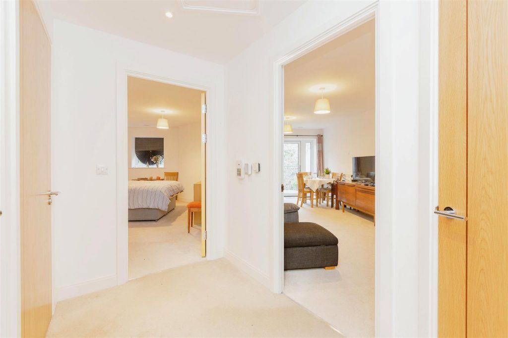 Elizabeth House, St. Giles Mews, Stony Stratford,