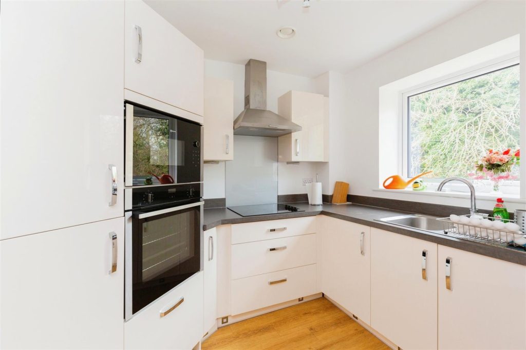 Elizabeth House, St. Giles Mews, Stony Stratford,