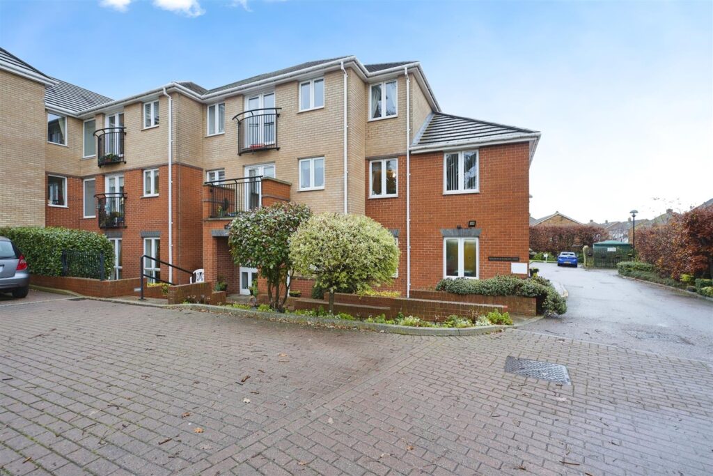 Olympic Court, Cannon Lane, Luton, Stopsley